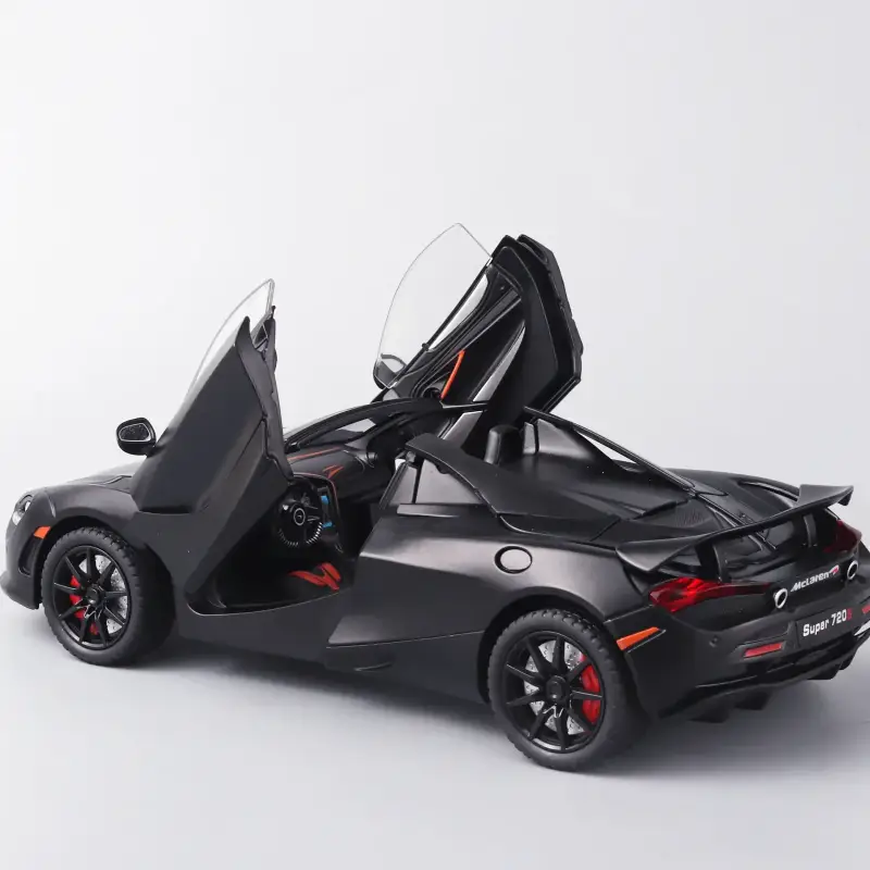 McLaren 720S 1:24 Model Samochodu Metalowy