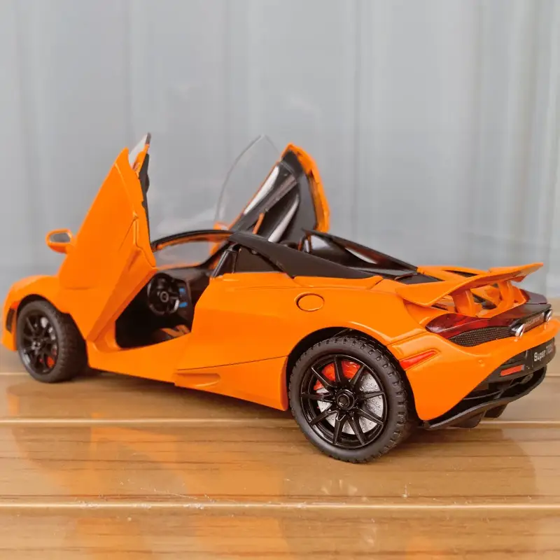 McLaren 720S 1:24 Model Samochodu Metalowy