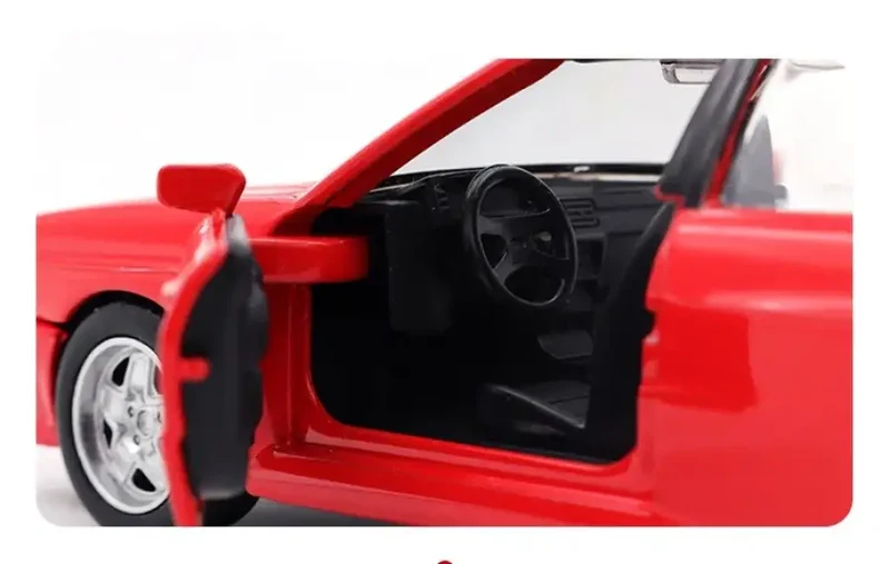 Audi Quattro 1980 1:36 Model Samochodu Metalowy Otwierane Drzwi