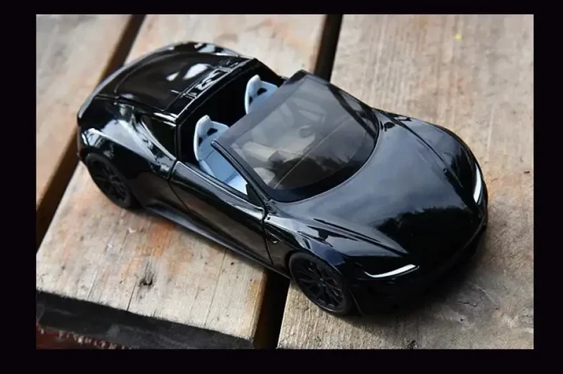 Tesla Roadster 1:24 Model Samochodu Metalowy Dźwięk