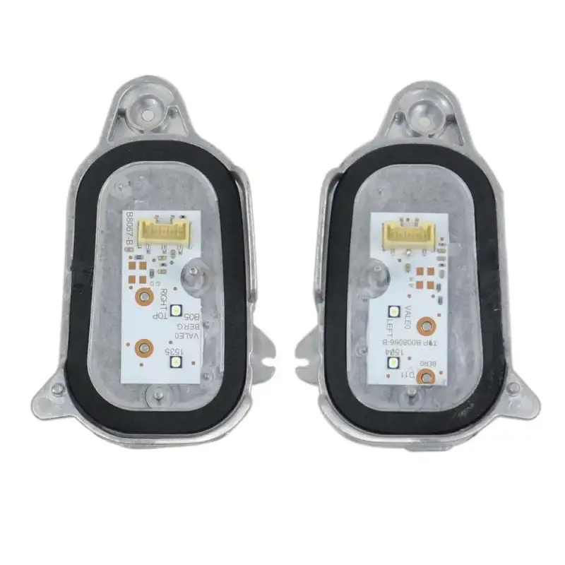 Zestaw Reflektorów LED DRL Prawego i Lewego do Audi Q5 SQ5 8R 8R0941475A / 8R0941476A