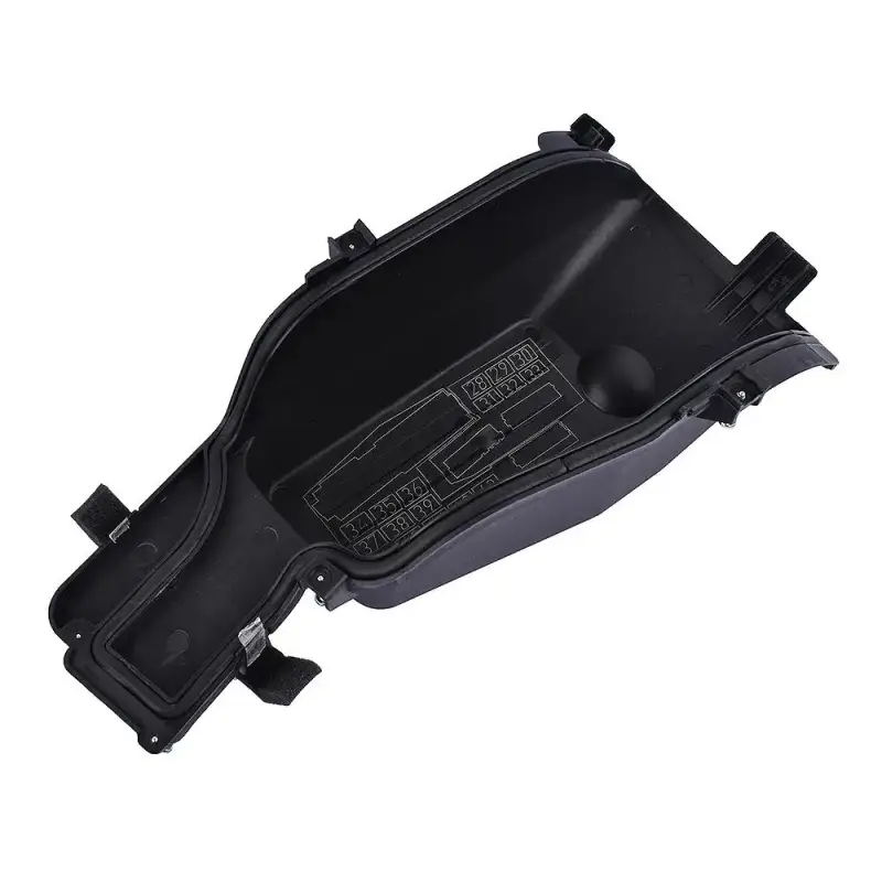 Osłona Boczna Skrzynki Bezpieczników Opel Corsa C Tigra 13132363 6235905 24458364 6238190